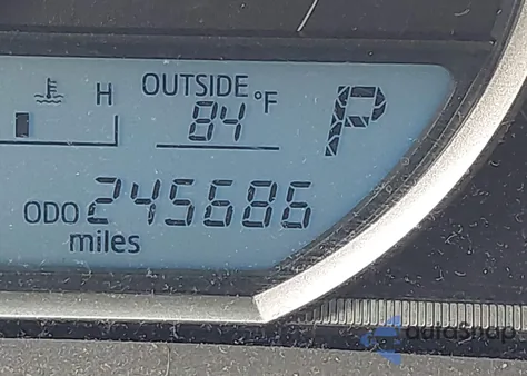 2015 Toyota Rav4 Xle z USA, uszkodzony, nr VIN JTMRFREV8FJ021275